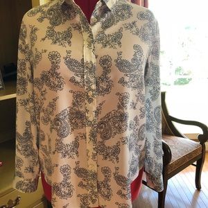 Ann Taylor white blouse with navy print